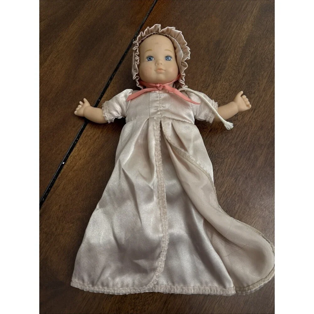 American Girl Baby Polly Doll W/Neck Strings Felicity Sister
